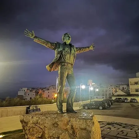 Volare * Polignano a Mare